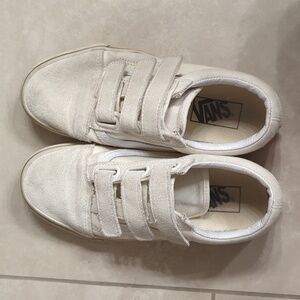 White Vans Old Skool Velcro